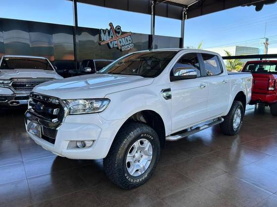 FORD RANGER 3.2 XLT 4X4 CD 20V DIESEL 4P AUTOMÁTICO